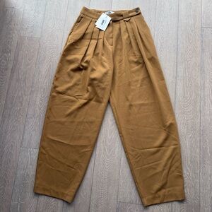 *NWT* The Frankie Shop Tan Pleated Trousers